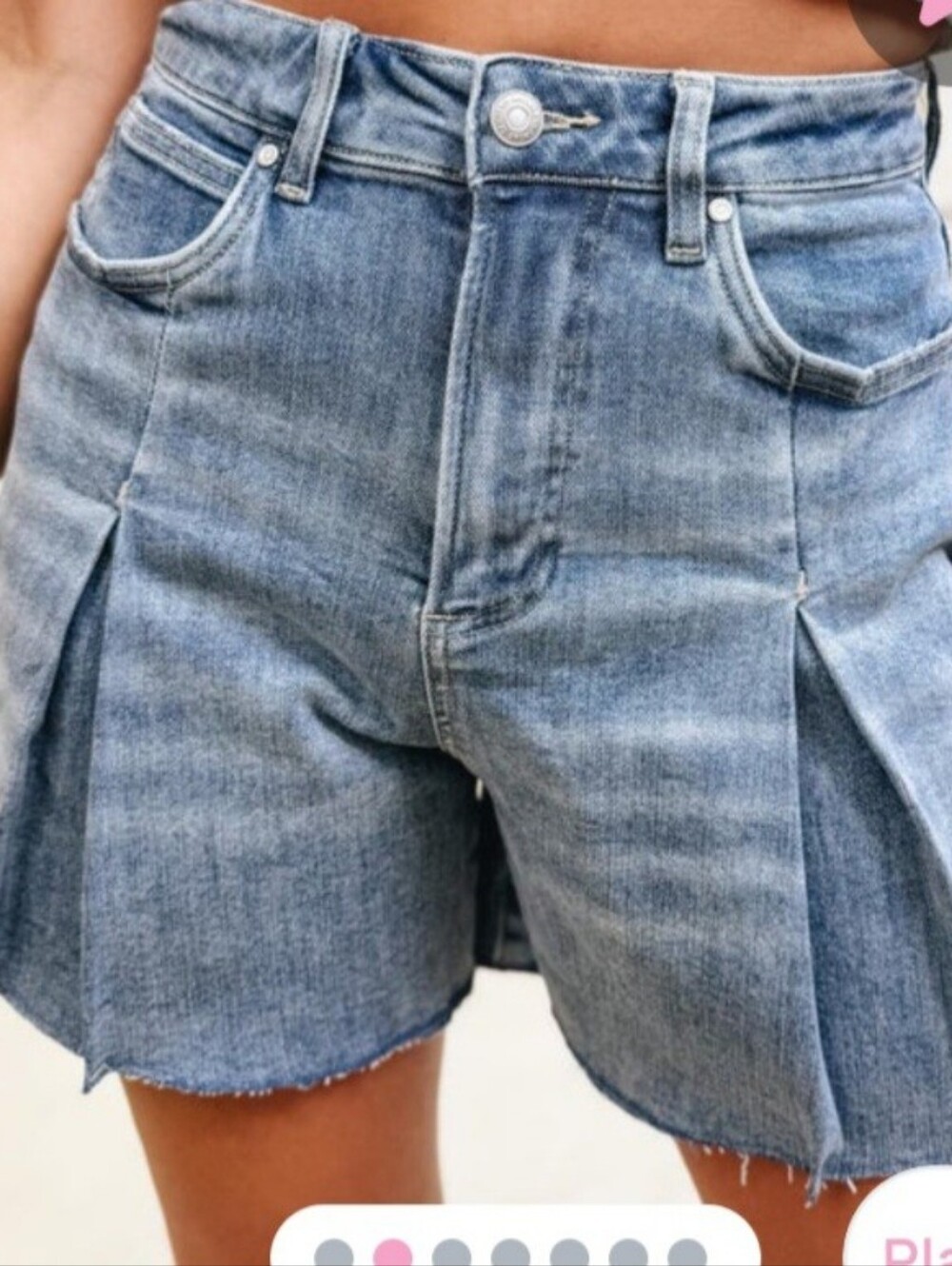 ANNIEWEAR Pleated Denim Shorts, NWT/NIB, Sz S . . . SO Unique & Fun!